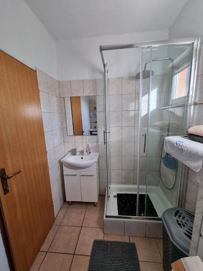 Apartments Vanja Skara Biograd Биоград-на-Мору Экстерьер фото